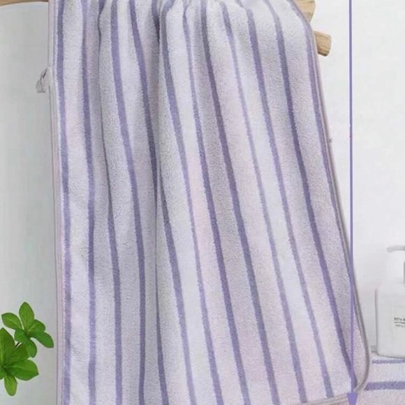 BRAND NEW Striped Summer Soft Bath/Beach Towel - Picture 2 of 3